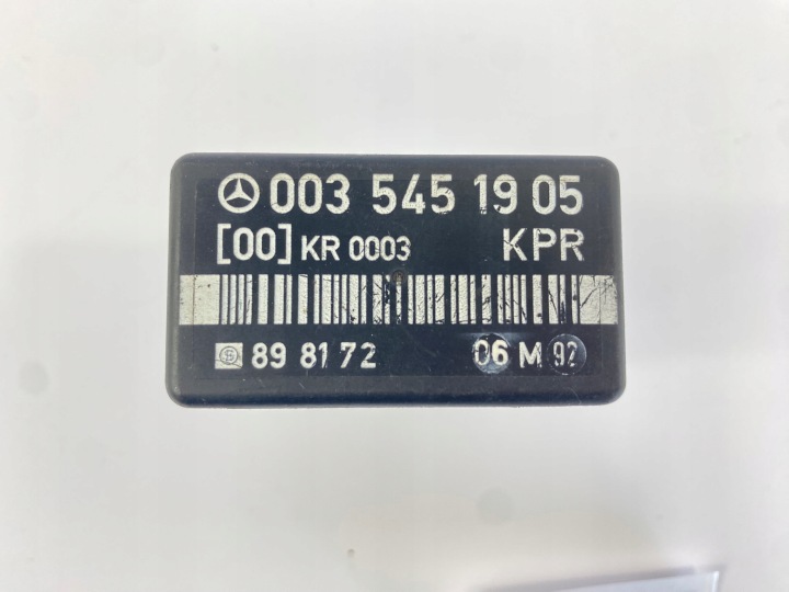 RELAIS MODULE POMPES MERCEDES W124 W201 190 W461 0035451905 05370200