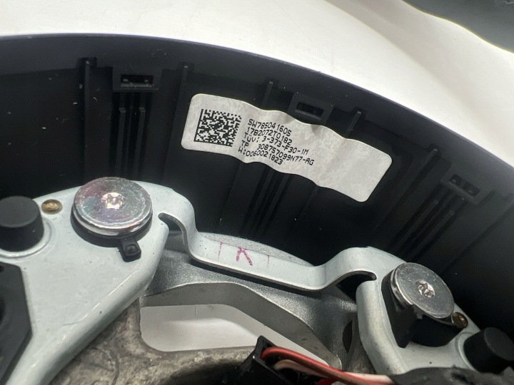VOLANT BMW 2 F22 F23 32307850404