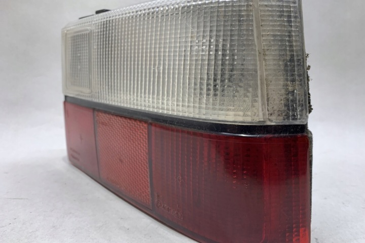 PHARE DROITE ARRIÈRE FIAT CROMA (154_) 0040820 1989