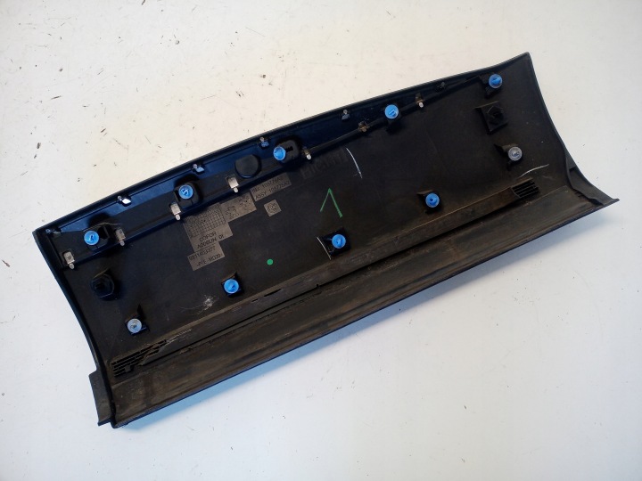 MOULURE PORTES DROIT ARRIÈRE PEUGEOT 3008 II 9811403377
