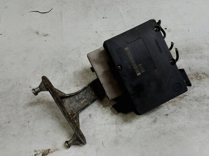 MERCEDES POMPE DE FREIN ABS A0064314812 A0375453632 EUROPE