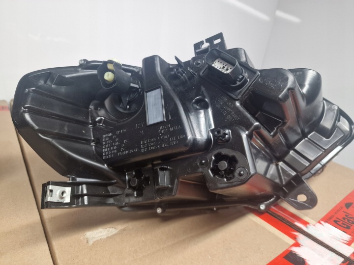 FORD MUSTANG 17- PHARE GAUCHE DROITE PHARES AVANT NOUVEAU ORIGINE JR3Z-13008 13005