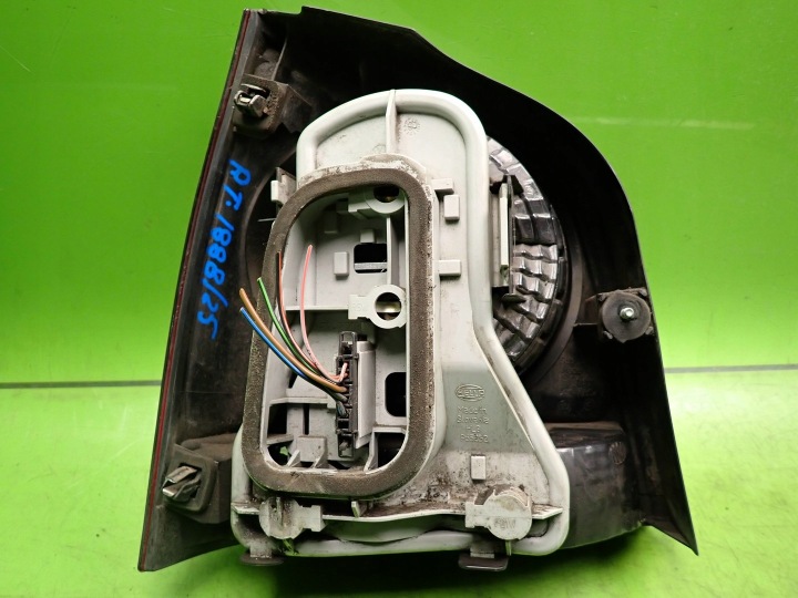 PHARE DROITE ARRIÈRE ARRIÈRE VW POLO IV 9N LIFT 06R 6Q6945096P 965348;