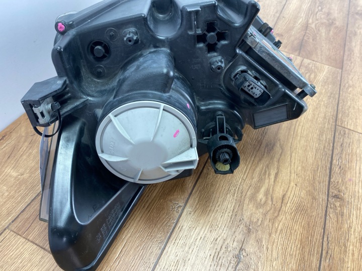 PHARE AVANT DROITE FORD MUSTANG VI 2015+ VI USA