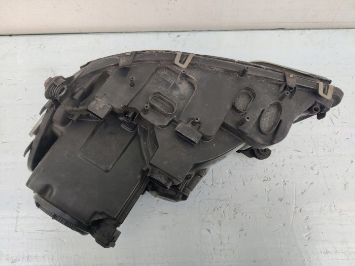PHARE DROITE MERCEDES ML W164