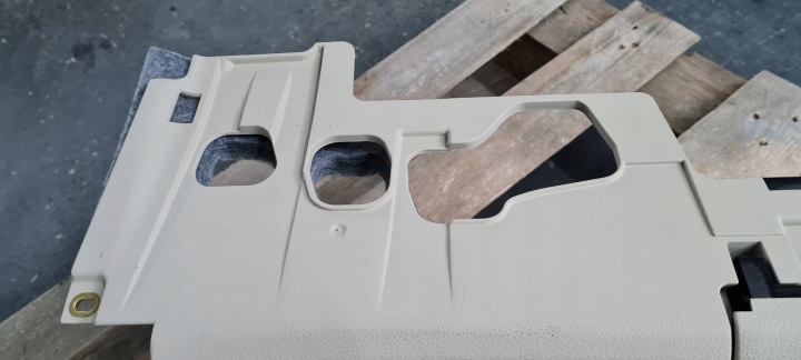 Q5 80A PROTECTION BOÎTE À GANTS SOUS DIRECTION 80B863075C