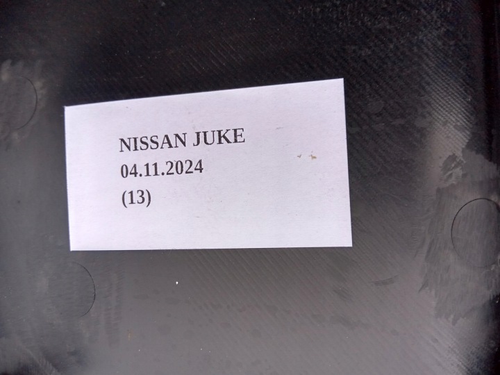 COLLECTEUR GARNITURE DROITE ARRIÈRE NISSAN JUKE F15 LIFT 2014-2019 829001KB0A