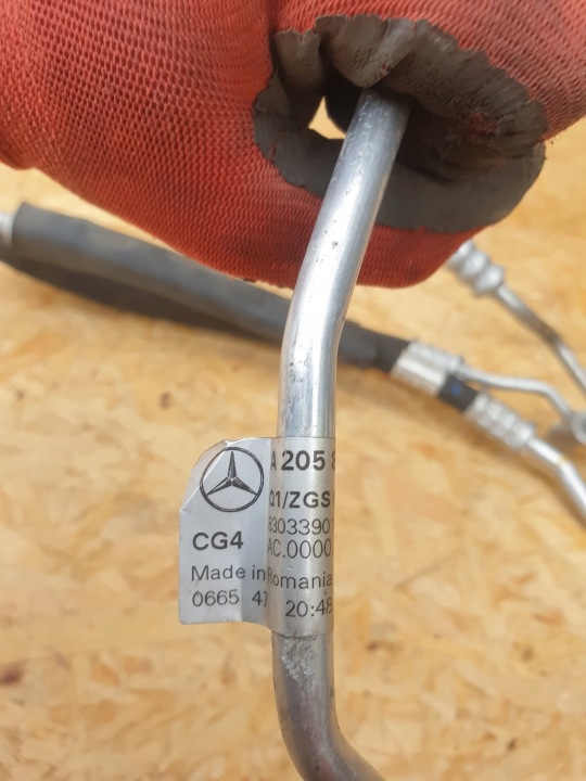 MERCEDES W205 TUYAU FIL CLIMATISATION A2058305404 A2058305504 2.0 HYBRIDE