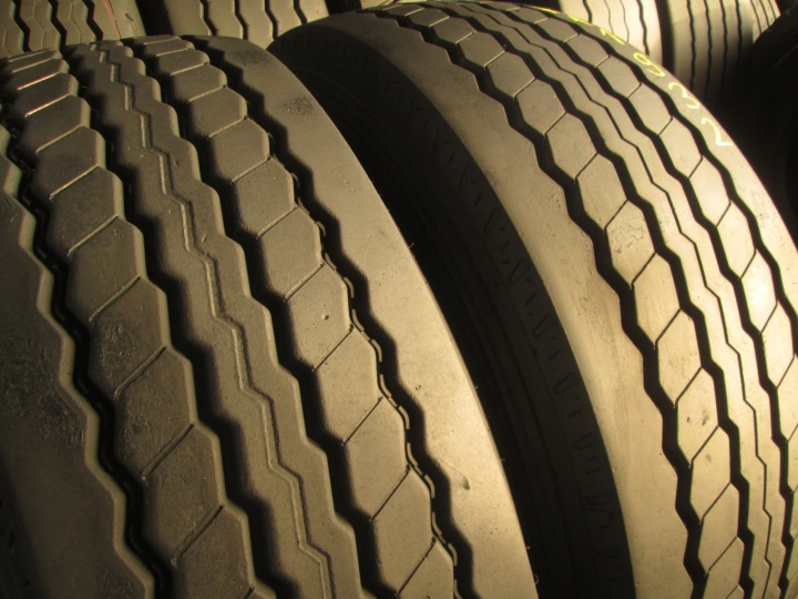 385/65R22.5 PIRELLI ITINERIS T PNEUS VERS REMORQUES 2 PIÈCES CARGO