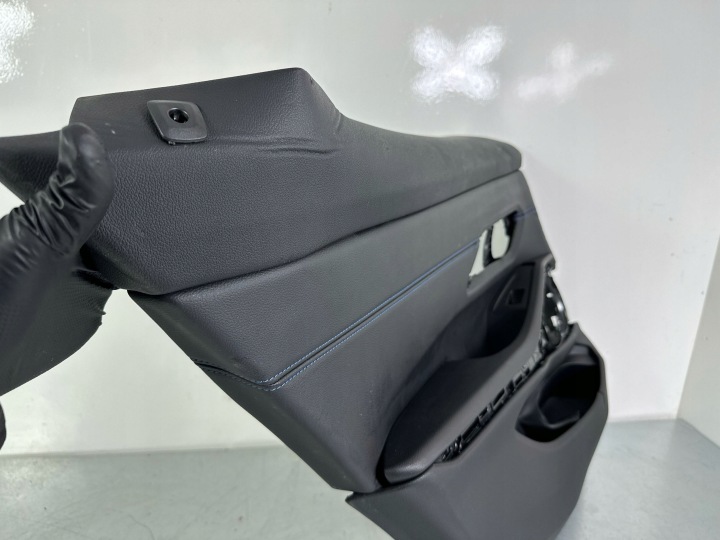 COLLECTEUR PORTES ARRIÈRE CÔTÉ GAUCHE BMW 3 G20 G21 3390772