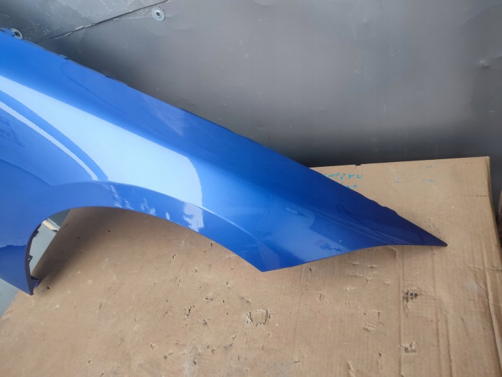 AILE ALUMINIUM DROIT BMW 4 G22 G23 G82 08.20R- PEINTURE C31