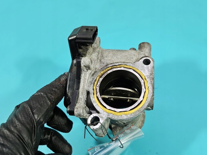 PAPILLON DES GAZ RENAULT EXPRESS 161A01874R A6080903100 1.5 DCI