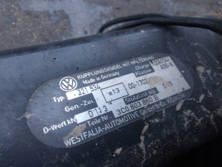 CROCHET ATTELAGE WESTFALIA VW PASSAT B6 3C0803881B 3C0803880B