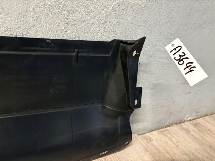 AUDI A7 C8 4K8 PROTECTION COUVERCLE PANNEAU AVANT 4K8807081B