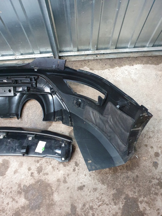 PARE-CHOCS ARRIÈRE CACHE FORD KUGA MK2 ST