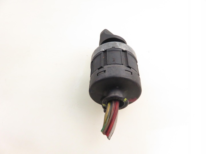 COMMUTATEUR FEUX MERCEDES W124 0145456428