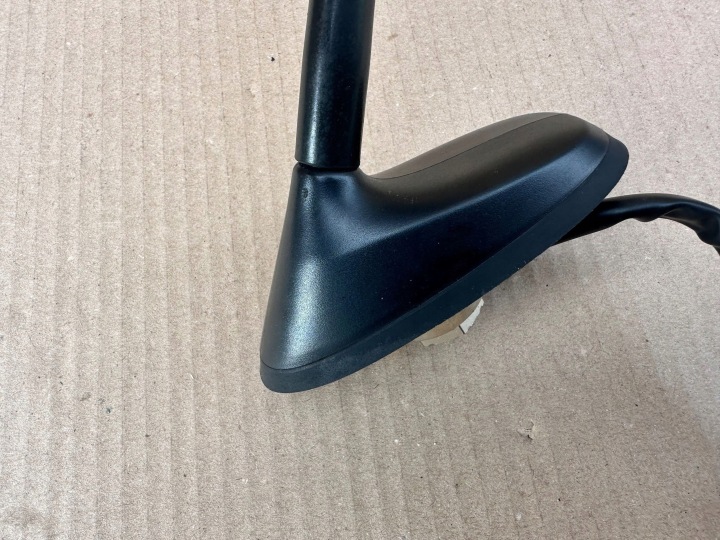 MAZDA 3 BL 09-13 ANTENNE TOITS COULEUR GRISE PUCE