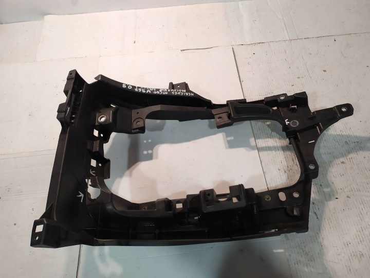 MERCEDES ATEGO W967 GAUCHE OCULAIRE PHARES CHÂSSIS FIXATION POIGNÉE
