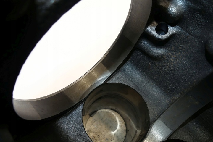 KUBOTA D905 D905-E 3-CYL BLOC MOTEUR VERS REGENER.