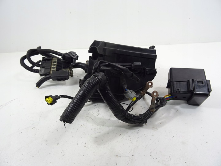 NISSAN QASHQAI J10 1.5 DCI BOÎTE FUSIBLES 24382JD00B 284B7JD000