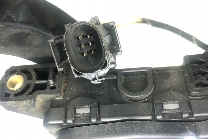 PÉDALE GAZ AUDI A6 (4B2, C5) 8D1723523G 2.5L DIESEL 110KW 1999