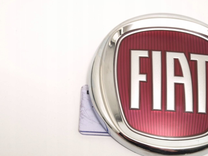 FIAT LOGO INSIGNE EMBLÈME FM049S1, FMO49S1, D519
