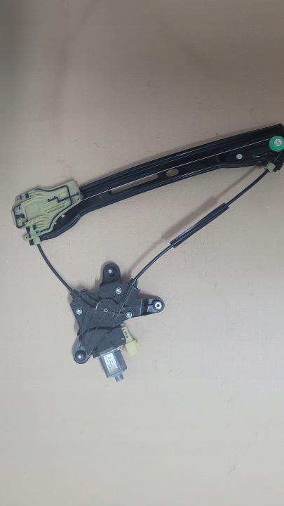 FORD MONDEO MK5 ÉLÉVATEUR VITRES AVANT GAUCHE DS73-F23201-BG