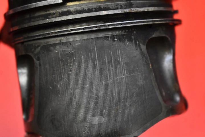 PISTON JEEP GRAND CHEROKEE 4 IV WK2 3.0 D 241 KM 10-14
