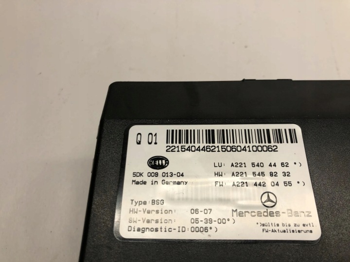 MERCEDES-BENZ AVEC W221 RELAIS PRINCIPAL A2215404462 2007