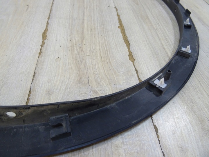 MOULURE GARDE-BOUE DROIT AVANT NOIRE CV44-S16D238-A FORD KUGA MK2 13-16