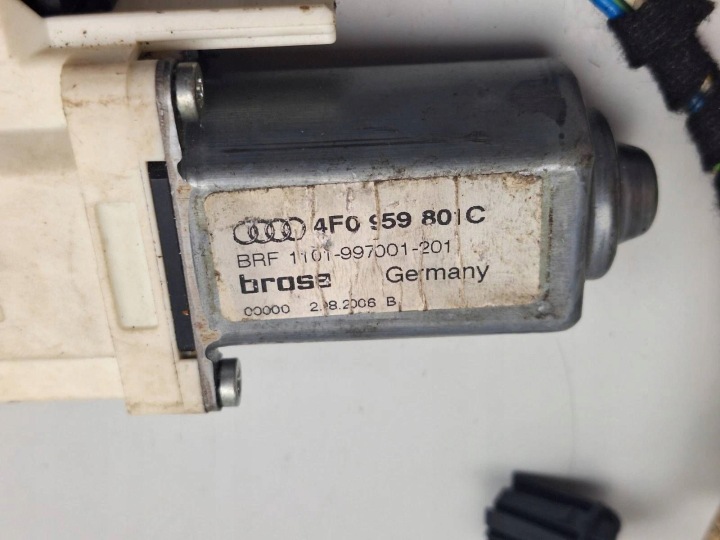 PETIT MOTEUR VITRES ARRIÈRE ARRIÈRE CÔTÉ GAUCHE AUDI A6 S6 C6 4F 4F0959801C