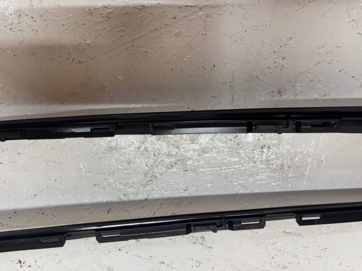 LEXUS UX 2018 MOULURE PARE-BRISE AVANT 7553576020 7553676020