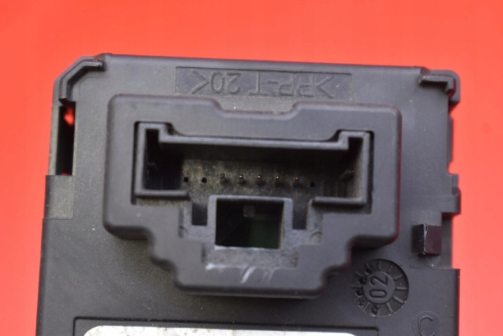 LECTEUR DE CARTE CARTE BOUTON 8200074331A RENAULT MEGANE 2 II 1.9 DCI 120 KM 02-06