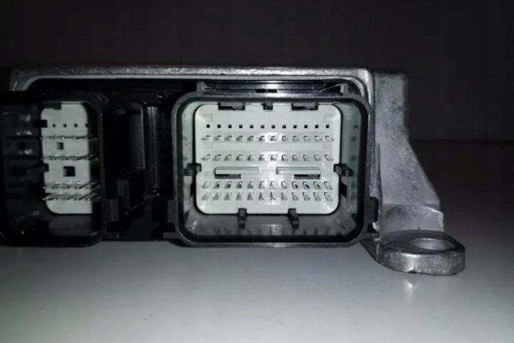 MODULE AIRBAG VOLVO V40 CROSS COUNTRY (526) 31387292 1.6L DIESEL 84KW 2013