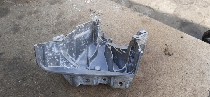 POIGNÉE SUPPORT FIXATION MOTEUR SUPPORT 1.5E-TSI VW GOLF VIII 05E199275E