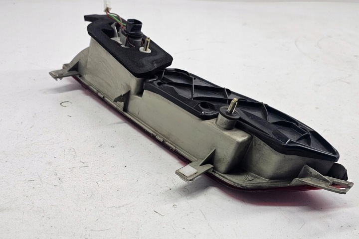 GAUCHE PHARE COUVERCLES DE COFFRE COUVERCLES DE COFFRE BMW 7 (E65, E66, E67) 8379689 3.9L DIESEL 190KW