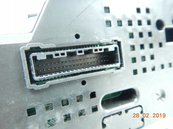 HYUNDAI IX20 COMPTEUR TABLEAU DE BORD DIESEL 94003-1K130