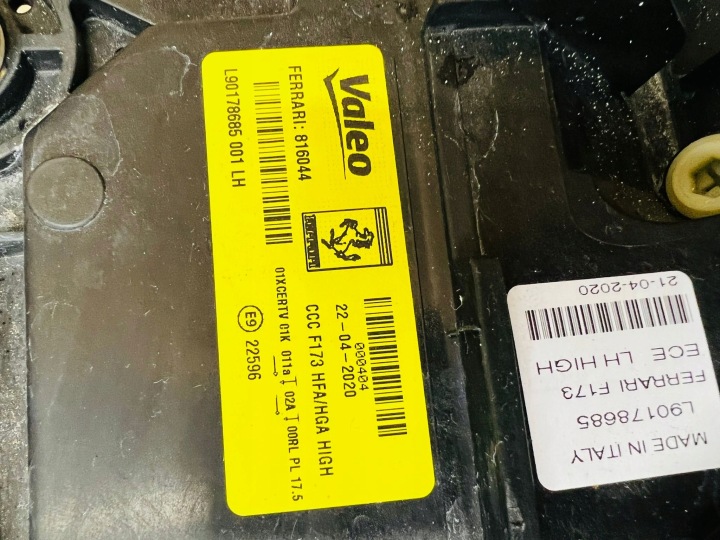FERRARI SF90 PHARE AVANT XÉNON LED 816045 816044