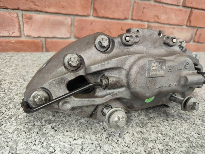 ÉTRIER DE FREIN DE FREIN GAUCHE AVANT AVANT BMW G05 X5 G06 X6 G07 374X36 6891307