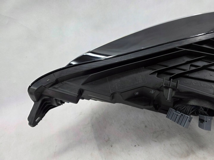 VOLVO S60 III V60 II PHARE AVANT DROITE COMPLET LED ACTIVE HIGH BEAM 32314149