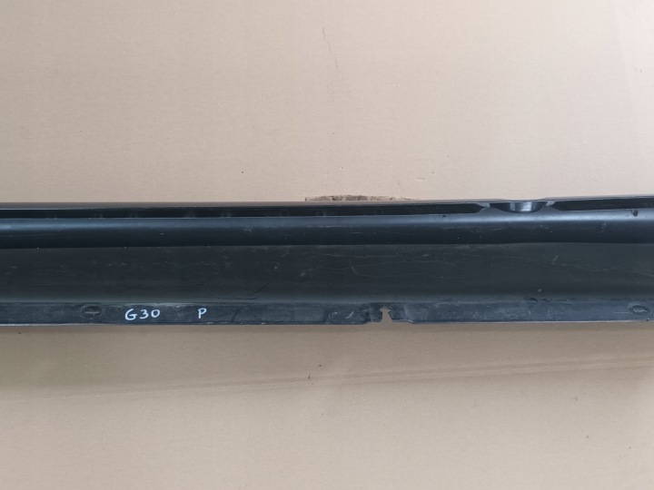 MOULURE SEUIL DROITE BMW 5 G30 G31 MODULE SEUIL DROIT