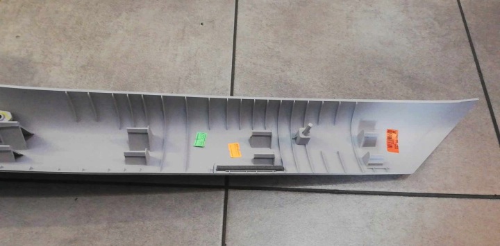 POTEAU DROIT AVANT FIAT DOBLO II LIFT 735595696