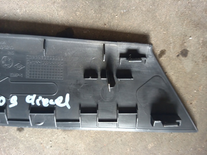 PROTECTION TUNNELS CENTRAL DROITE PEUGEOT OE 3008 9685415077