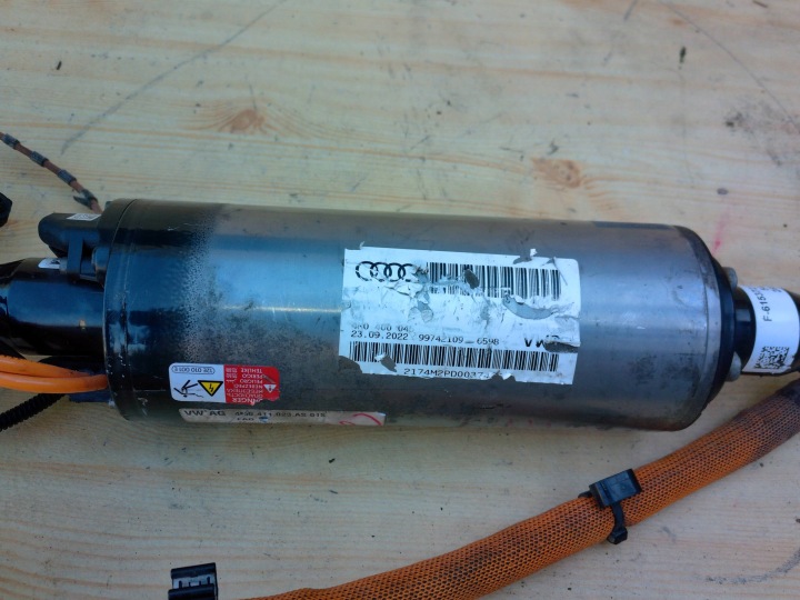 STABILISATEUR BARRE DE LIAISON ACTIF AVANT AUDI Q7 SQ7 Q8 4M0411023AS
