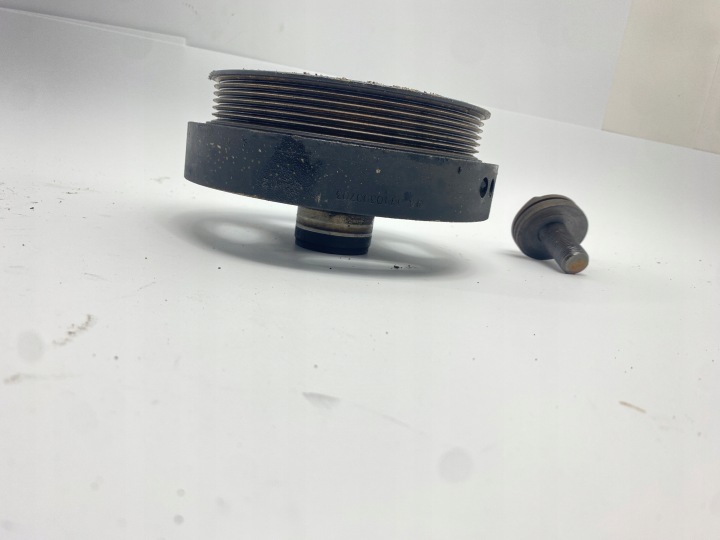 KOLO POULIE ARBRE MERCEDES W124 W202 W210 M111 E200 200E E220 220 1110300703