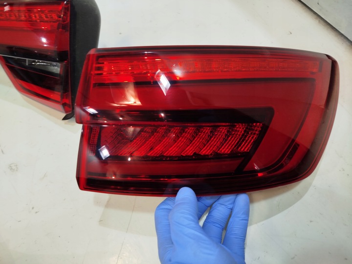 PHARES ARRIÈRE AUDI A4 B9 AVANT RESTYLAGE UNIVERSEL LED ENSEMBLE
