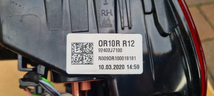 PHARE ARRIÈRE DROITE KIA CEED III LIFT 21 R. UNIVERSEL ORIGINAL