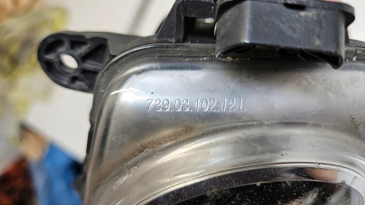 BMW X5 F15 14-18R PHARES ANTIBROUILLARD AVANT PARE-CHOCS GAUCHE