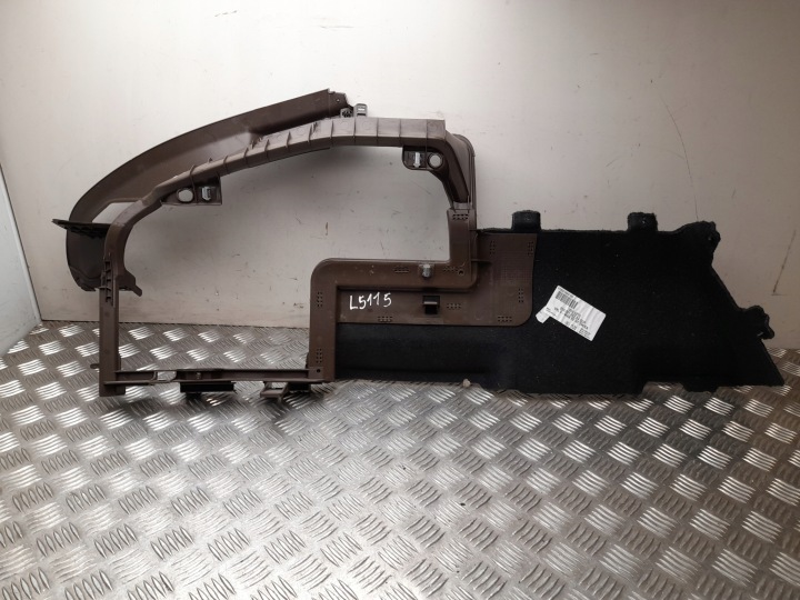 BRODERIE COUVERCLES DE COFFRE PORSCHE PANAMERA 2015 AVEC DROITE 97055136200