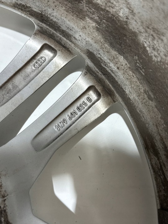 AUDI A4 B9 8W JANTE ALUMINIUM 7.5” X 18” ET29